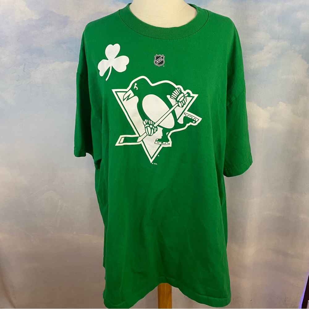 St. Patrick’s Day NHL Pittsburgh Penguins T-Shirt Size XL